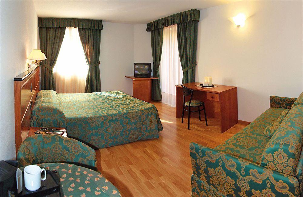 Albergo Aprica Garni Eksteriør bilde